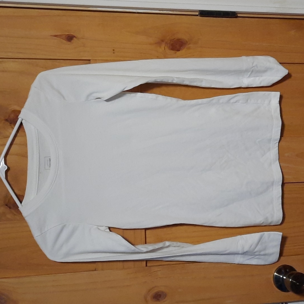 Mossimo supply Co white long sleeve causal tee